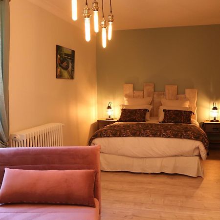 Bed and Breakfast Logis De Pierre Levee Bessines Exteriér fotografie